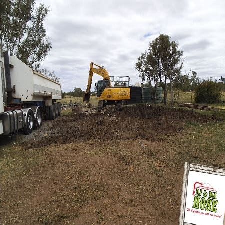 mini excavator hire maryborough|earthmoving hire maryborough.